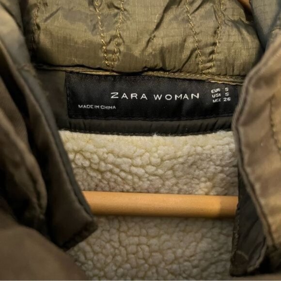 Zara women olive green winter jacket with faux leather quilted small sleeves - Picture 6 of 9